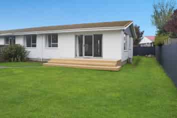 2/18 Bonar Pl, Woolston