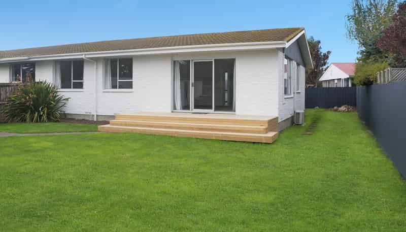 2/18 Bonar Pl, Woolston