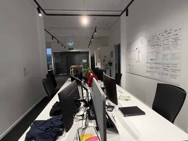 Immaculate ground floor office - quality fit out