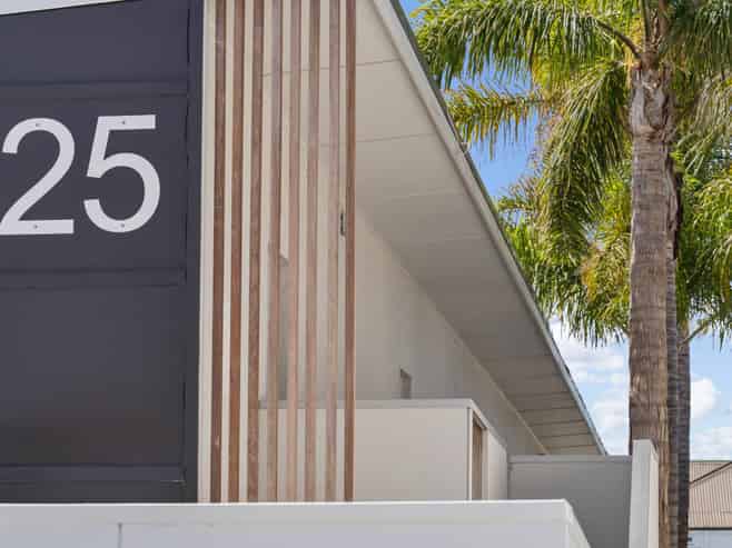 2/25 Wallace Street, Herne Bay