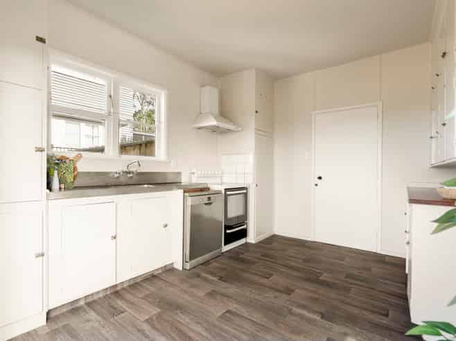 44 McCulloch Road, Panmure