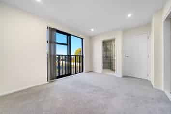 A-D/9 Rountree Place, Conifer Grove