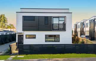 A-D/9 Rountree Place, Conifer Grove