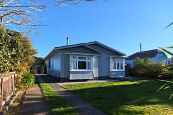 55 Sale Street, Hokitika