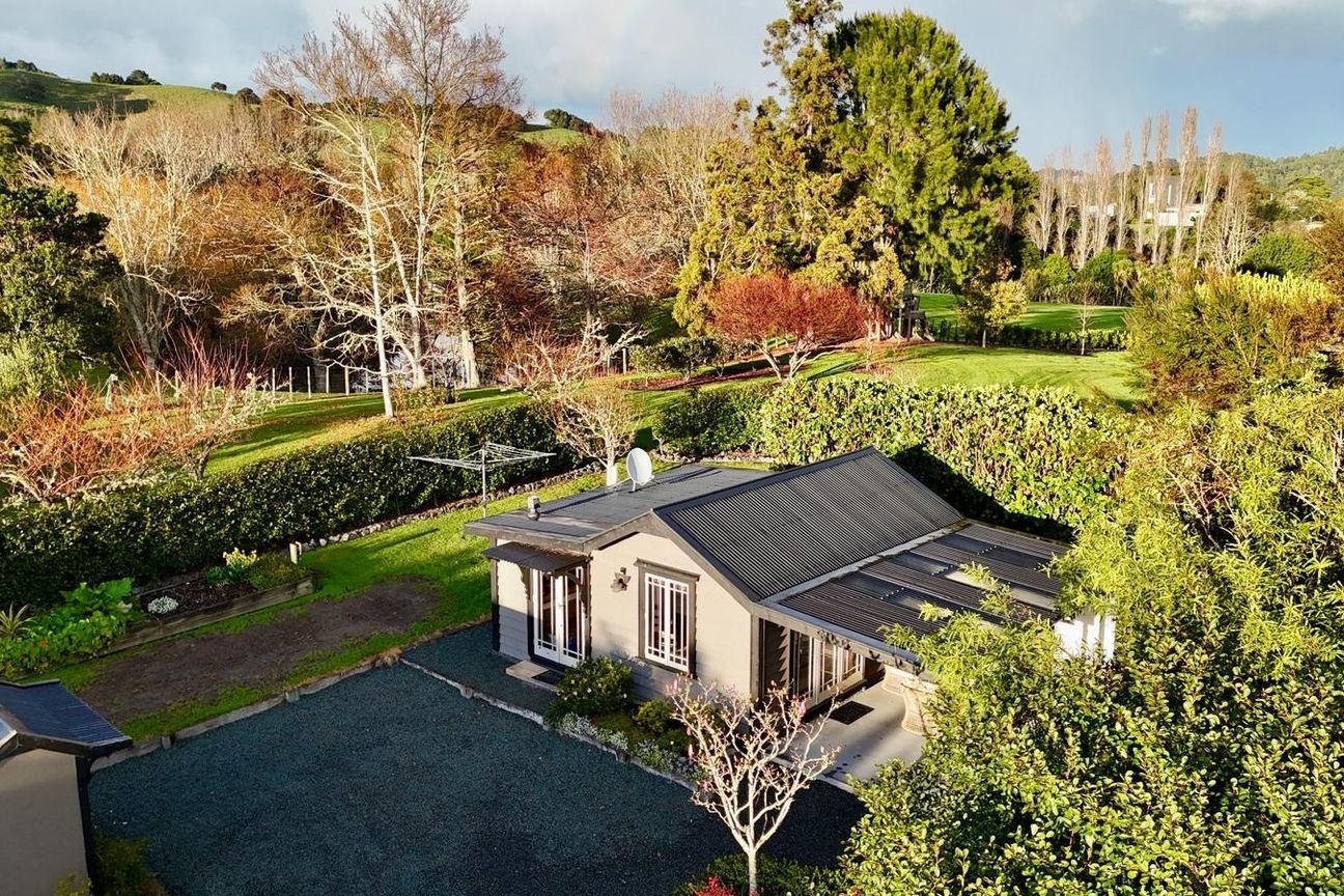 Private Studio Cottage – Peaceful Living Close to Snells Beach & Warkworth - View 4