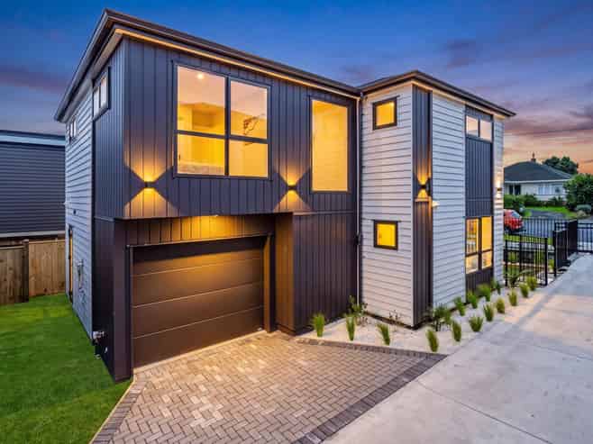 Lot 2-4/35 Victoria Road, Papatoetoe