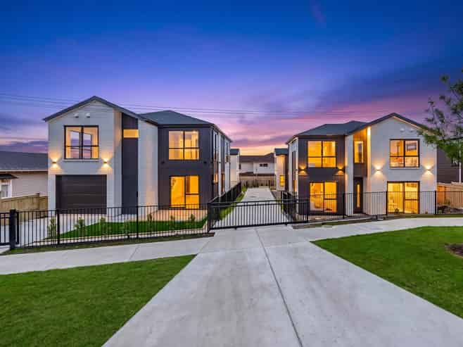 Lot 2-4/35 Victoria Road, Papatoetoe