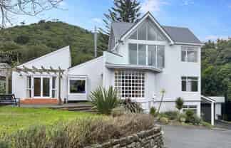 A/1 Tui Crescent, Waikanae