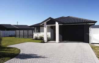 116 Harakeke Drive, Wharewaka