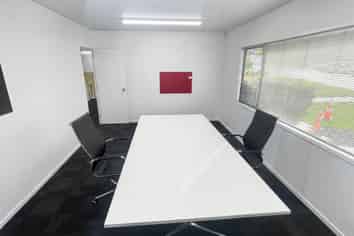 SILVERDALE SUBLEASE OFFICE
