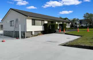 SILVERDALE SUBLEASE OFFICE
