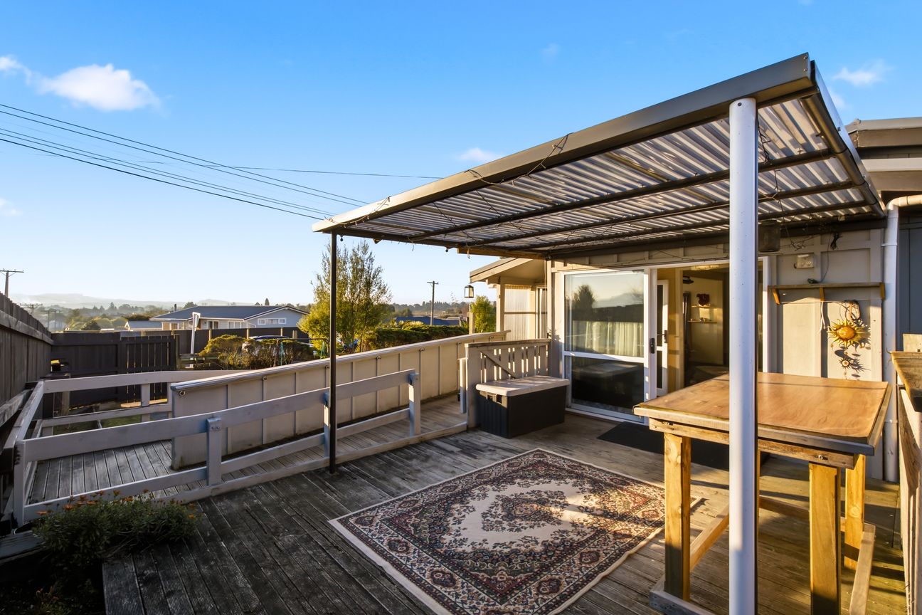 Owners are Moving North - This Home Must Be Sold - Widok 2