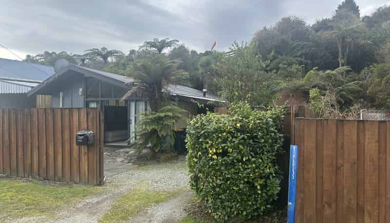 233 Rutherglen Road, Paroa