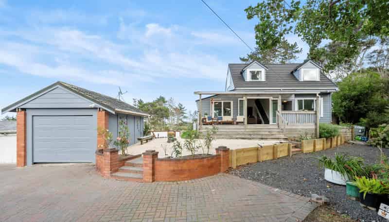 85 Kaipara Coast Highway, Helensville