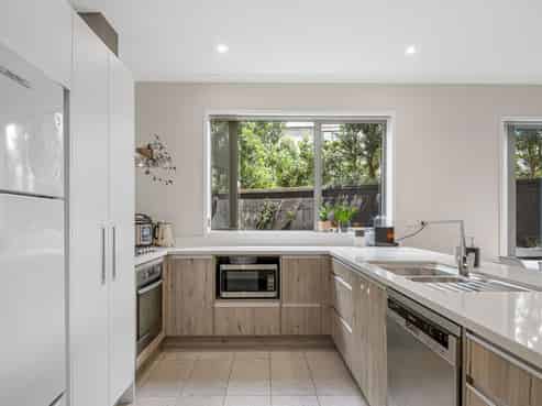 G01/110 Hobsonville Point Road, Hobsonville