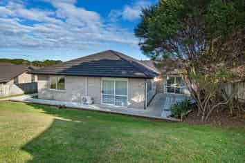 7 Bords Lane, KAMO