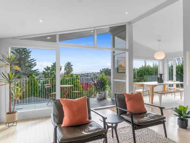 44 Grampian Road, St Heliers