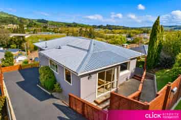 31 Waldron Crescent, Green Island
