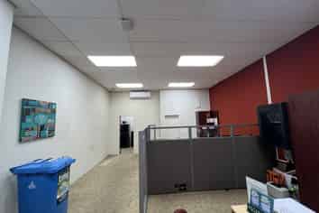 Bay Road Retail