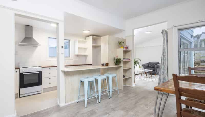 10 Aitken Place, Mornington