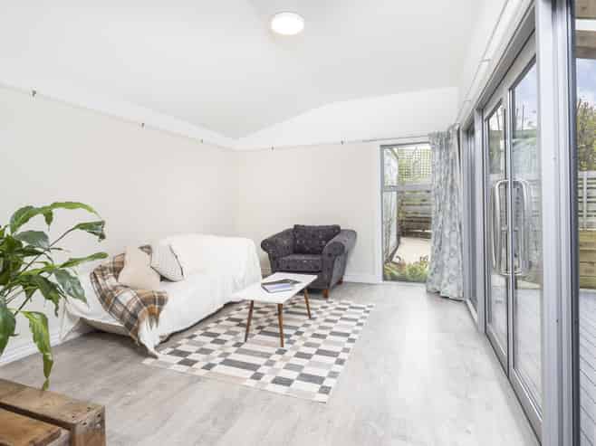 10 Aitken Place, Mornington