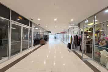 109M²  RETAIL / OFFICE FOR LEASE
