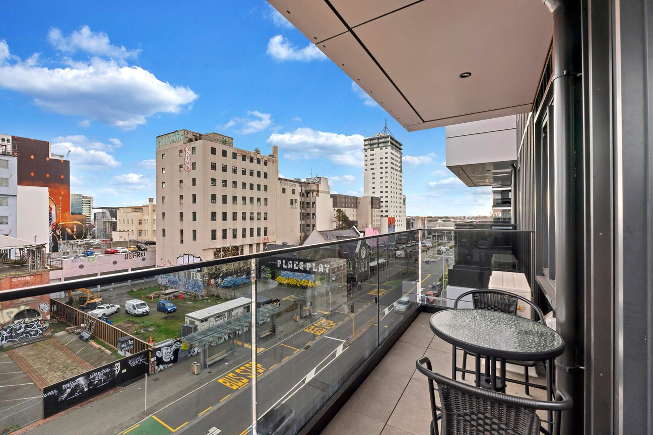 Elevated Luxury with Breathtaking Views - Ansicht 3
