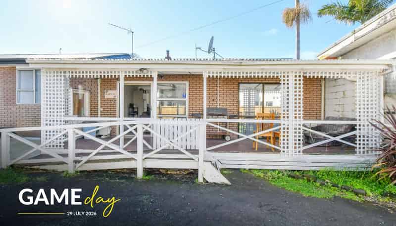 2/37 Hillside Road, Papatoetoe