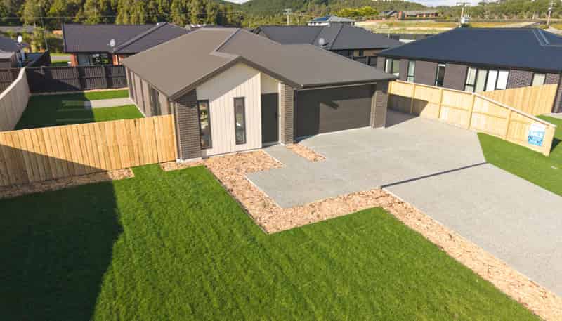 51 Ashley Drive, Paroa