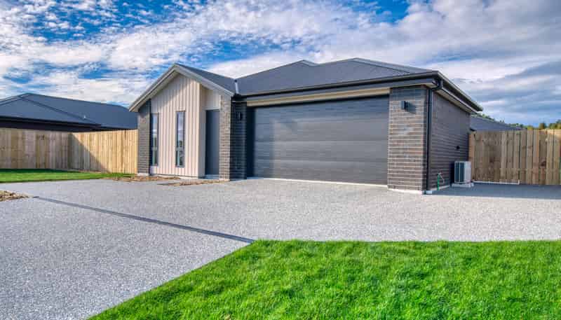 51 Ashley Drive, Paroa
