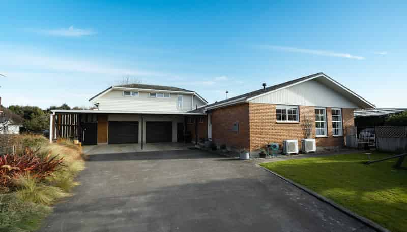 22 Hamilton Avenue, Winton