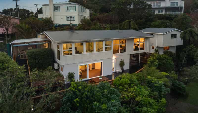 40 Collier Avenue, Karori