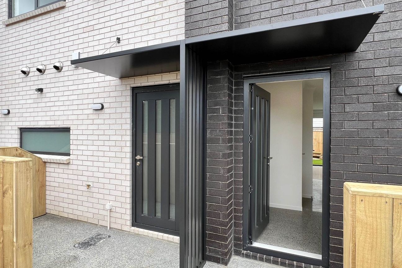 Sunny North-Facing Brick & Tile Townhouse with... - Widok 4