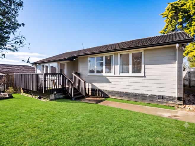 74A Kayes Road, Pukekohe
