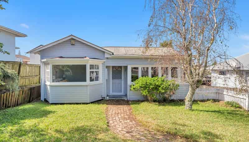 16 Gilletta Road, Mount Roskill