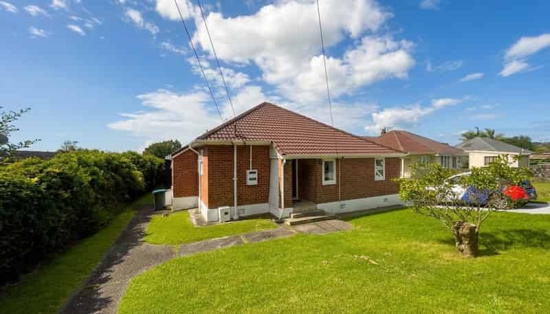48 Fifth Avenue, Mount Albert