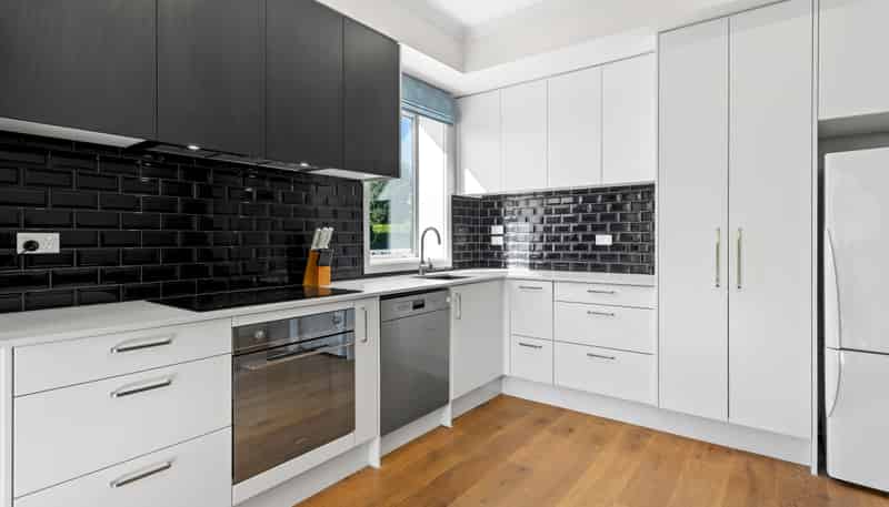 13/2 Warrant Officer Lane, Hobsonville