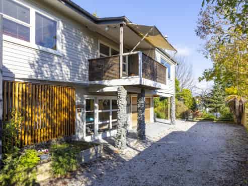 1/15 Charles Crescent, Rainbow Point