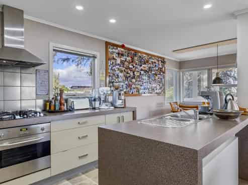 1/15 Charles Crescent, Rainbow Point