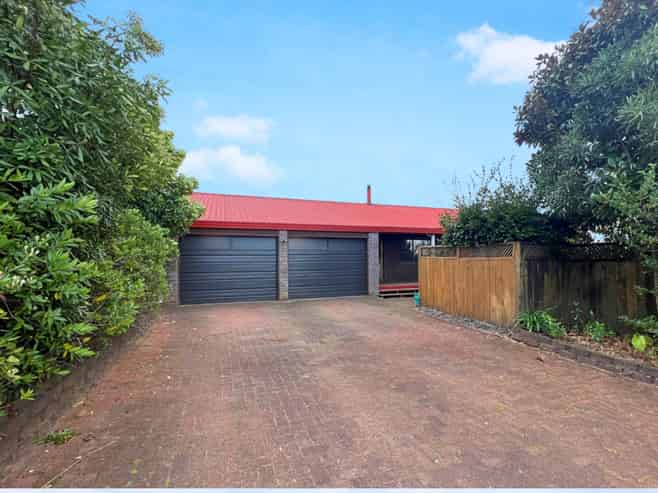 16 Church Road, Pukete