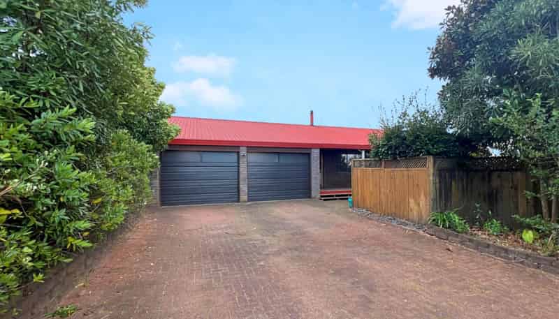 16 Church Road, Pukete