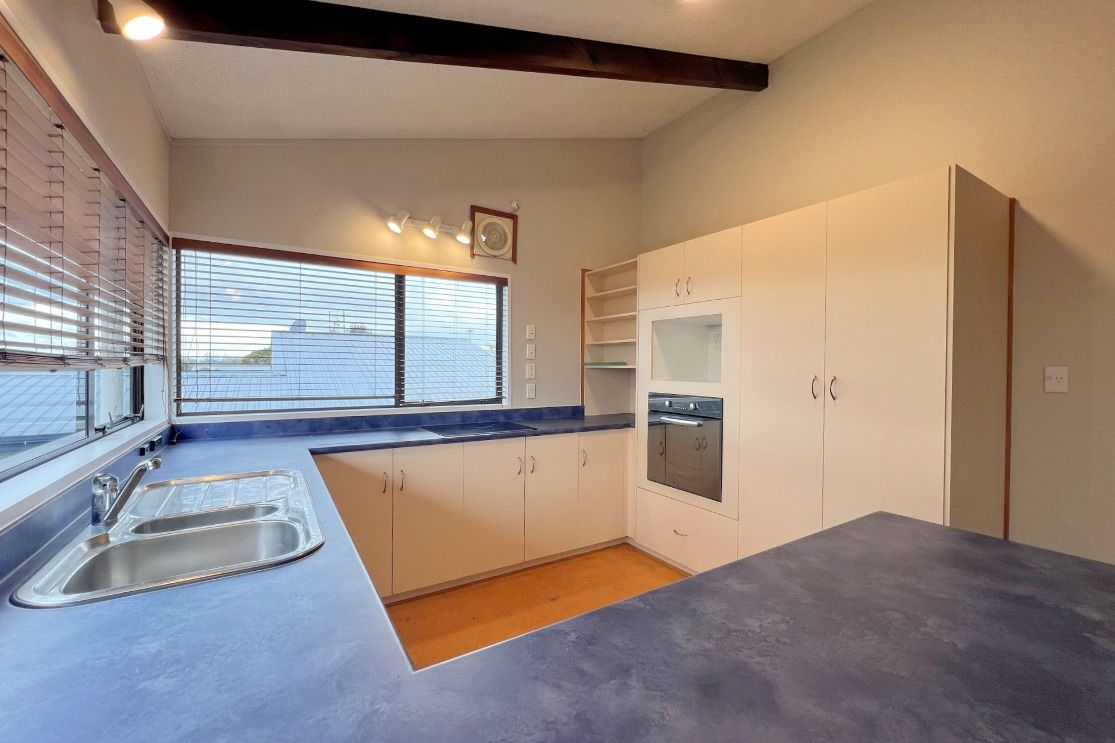 Spacious 3 Bedroom Family Home in Popular Pukete - Ansicht 4