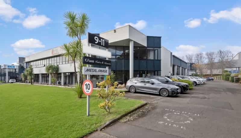 9-11G  Rothwell Avenue, Rosedale