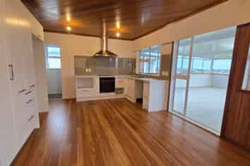 11 Pickens Crescent, Mount Albert
