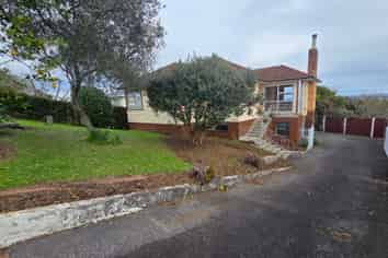 11 Pickens Crescent, Mount Albert