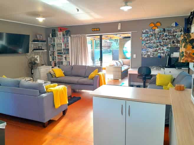 98 Kon Tiki Road, Whiritoa