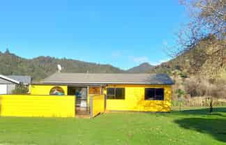 98 Kon Tiki Road, Whiritoa