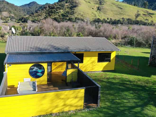 98 Kon Tiki Road, Whiritoa