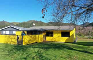 98 Kon Tiki Road, Whiritoa
