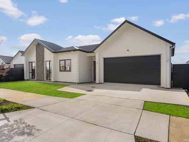 11 Meadows Drive, Clevedon